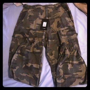 Fashion nova cadet Kim oversized camp pants